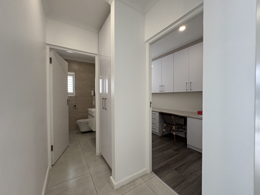 3 Bedroom Property for Sale in Sandown Western Cape